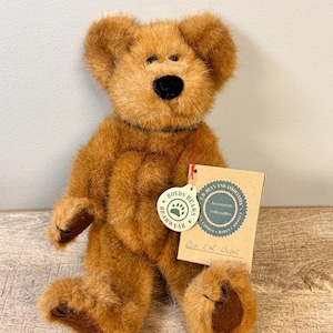 Vintage 1997 Boyds Bears and Friends 9&quot; Big Ear Bear Fully Jointed - Collectible Plush