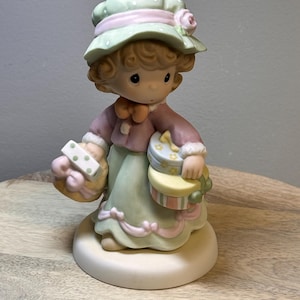 Vintage 2000 Precious Moments Sure Could Use Less Hustle & Bustle 737550 - Collectible Figurine