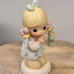 Vintage 2003 Precious Moments To A Niece With A Bubby Personality 112870 - Collectible Figurine