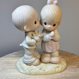 Vintage 1989 Precious Moments Love Is From Above 521841 - Collectible Figurine