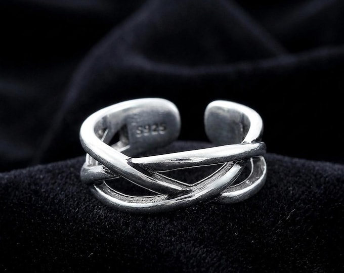 Sterling Silver Ring - Overlapping Band, Minimalist Wedding Ring, Gift for Her
