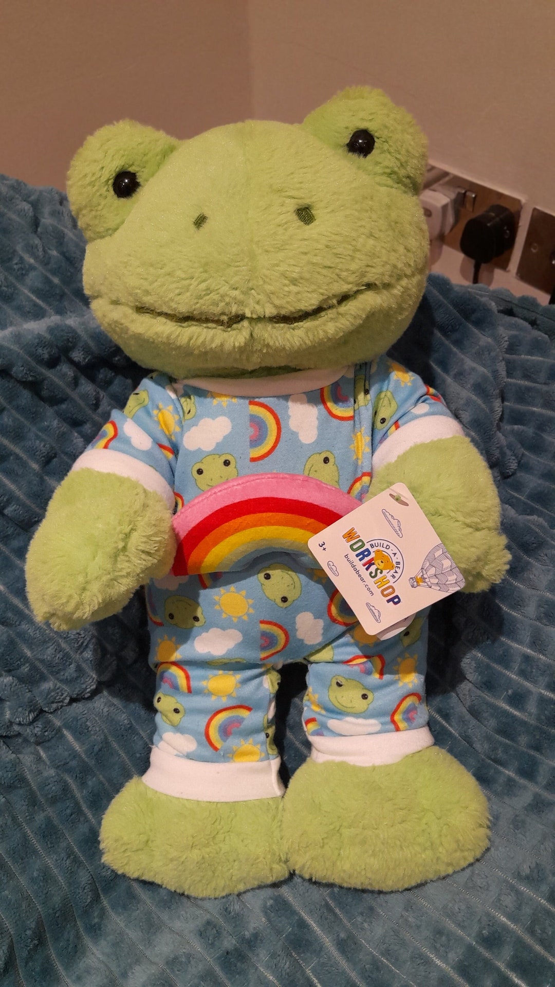 Spring Frog Build A Bear in Rainbow Frog Onsie Conplete With Rainbow ...