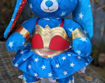 Wonder Woman Bunny Rare Build A Bear Komplett mit Outfit & Stiefel