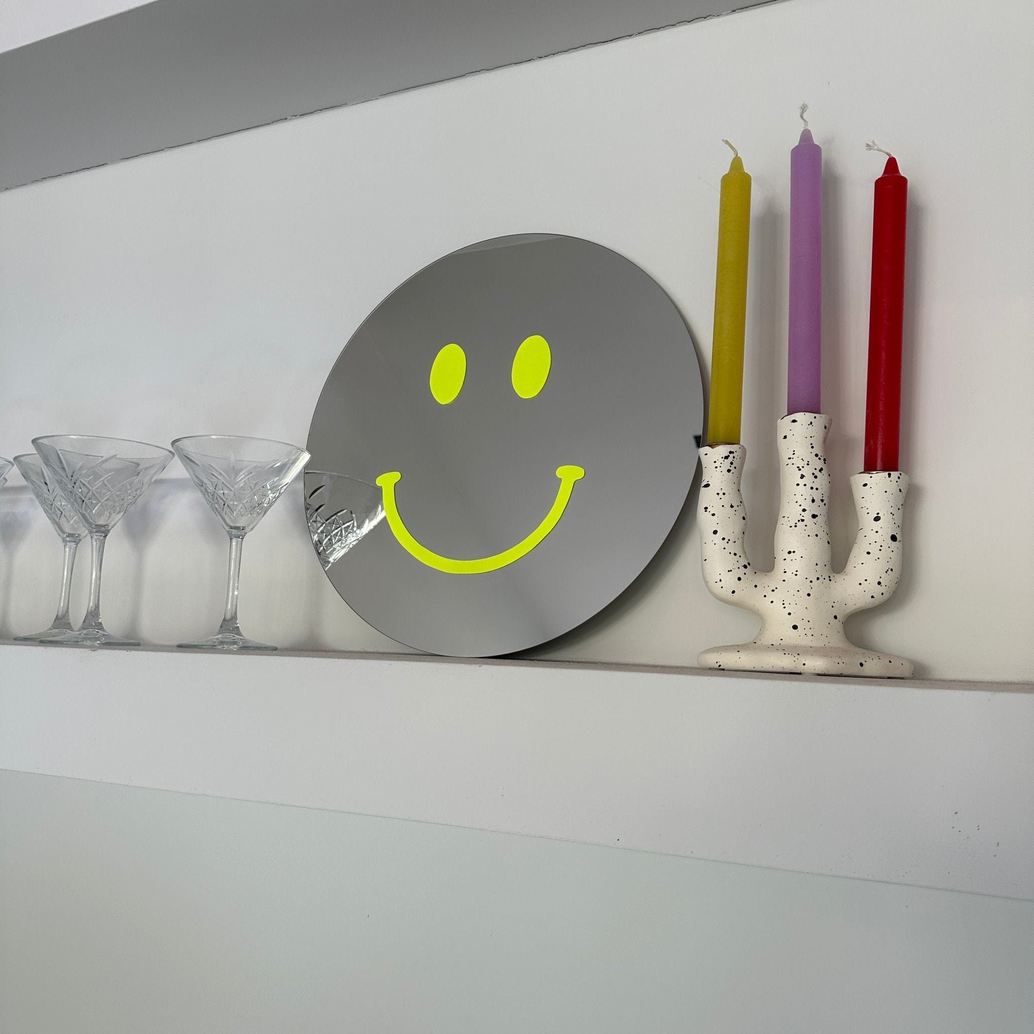 Neongelber Smiley-Spiegel 38 cm rund - .de