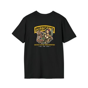 PINUP PARATROOPER Unisex Softstyle T-Shirt
