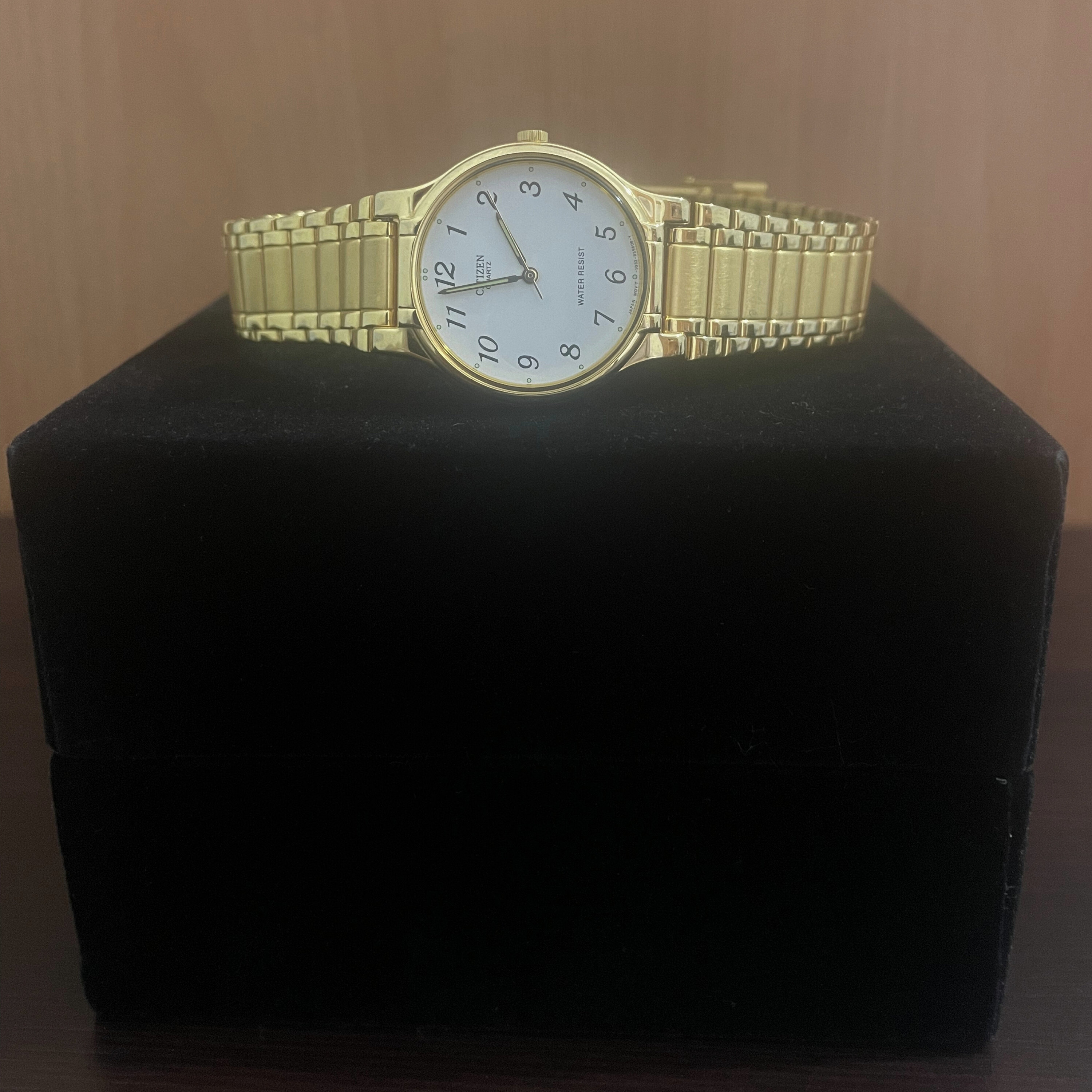 Vintage Citizen Quartz - Men's Watch - Original 1980s - Rare