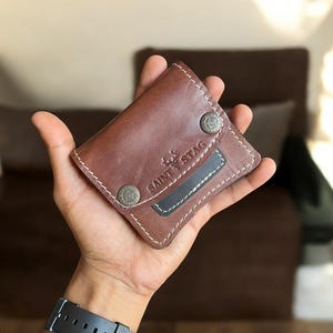 Portefeuille en cuir pour pièce de monnaie | Portefeuille à deux volets avec monogramme, poche pour pièce de monnaie, cadeau de Noël parfait pour elle et lui
