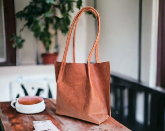 Personalized Cognac leather tote, Leather tote bag, Woman shoulder tote, Gift for girlfriend, shopping bag