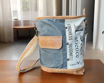 Handmade Upcycled Canvas Crossbody Bag: Women's Messenger