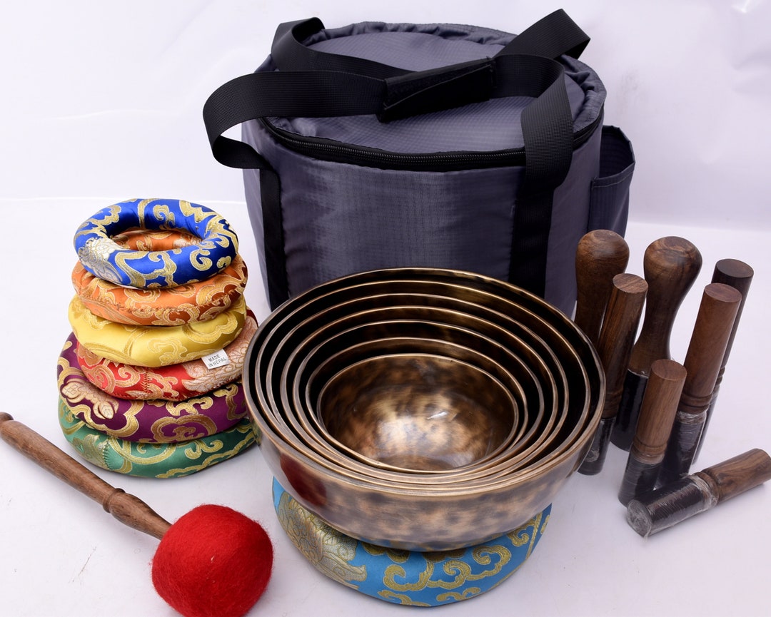 Professionally Tuned Tibetan Singing Bowl Set of 7 Seven Chakras Healing Bowl Set Yoga
