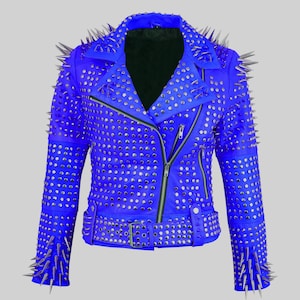 Blouson moto en cuir clouté de haute qualité pour femme, style punk rock Brando avec clous argentés et blouson en cuir à crampons moto entièrement clouté
