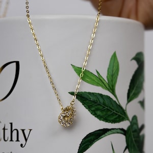 Collier délicat • Cadeau pour elle • Cadeau pour meilleure amie • Collier cercle entrelacé, collier double cercle, bague entrelacée