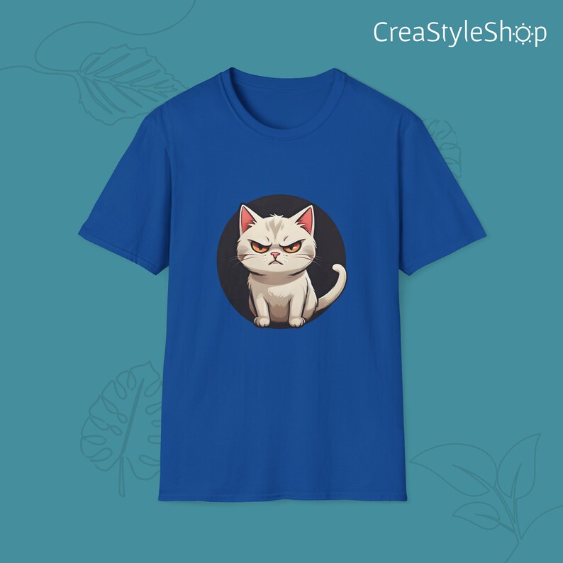 Unisex cotton t-shirt "Angry Cat" - Angry cat is in the place Royal