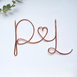 Wire Letter Initial Love Zeichen: Handgemachte Wandkunst