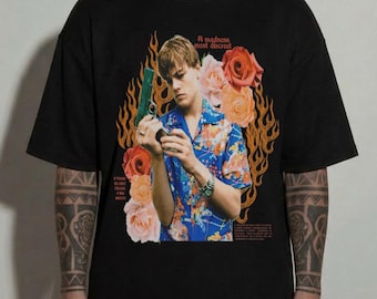 Retro Grafik T-Shirt, Vintage Film Illustration, Romeo und Julia, Vintage inspiriert, Minimalistisch