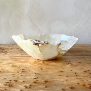 Irregular Onyx Bowl-Kai