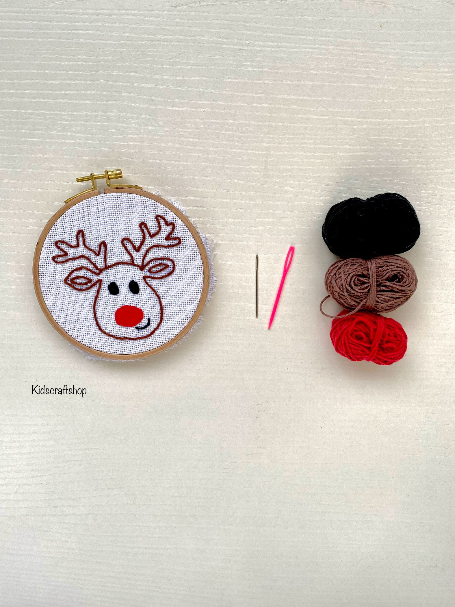 Sew & So On Kit Da Cucito Per Ricamo, Cervo Di Natale Include Tutti Gli