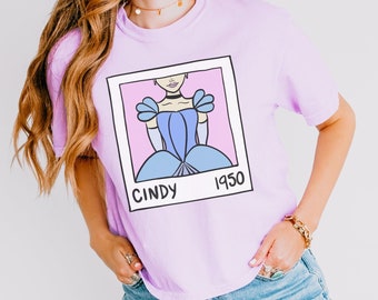 Retro Cinderella Crop Tee, Womens Princess Aesthetic Shirt, Magic Theme Park Lover Gift, Vintage Pastel Castle Kingdom Trendy Top Girls Trip