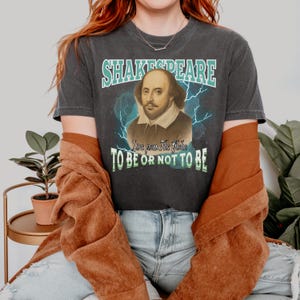 Camiseta de Shakespeare Comfort Colors®, camiseta &quot;Ser o no ser&quot;, camiseta de literatura inglesa, camiseta retro de William Shakespeare, camiseta de Shakespeare