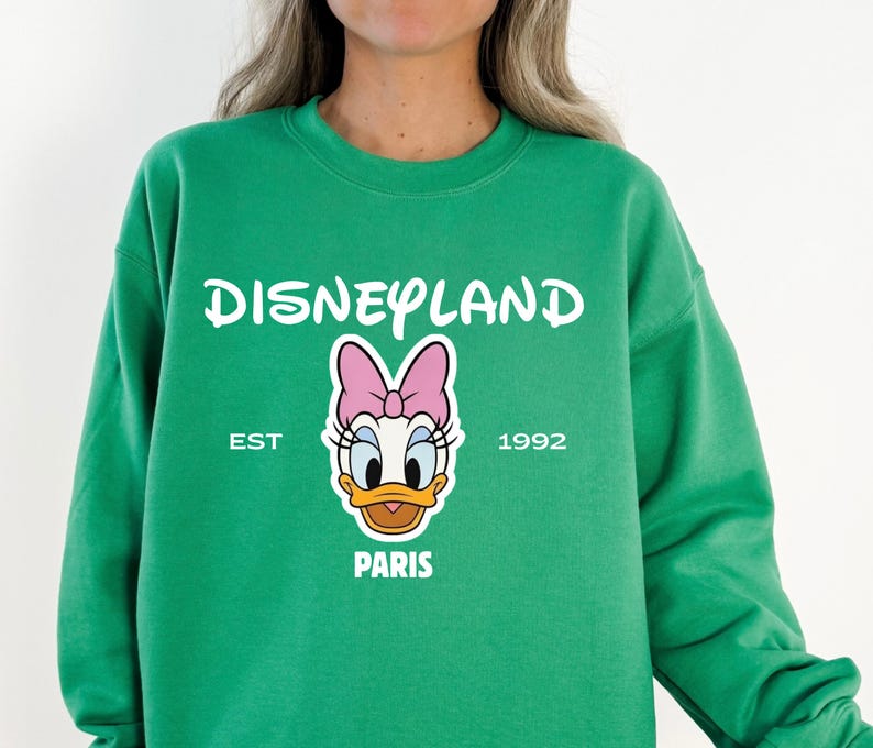 Puede incluir: Un juego de tres tazas de cer&aacute;mica con acabado mate moteado. Las tazas son de color crema, gris claro y gris oscuro. Cada taza tiene un dise&ntilde;o simple y minimalista.