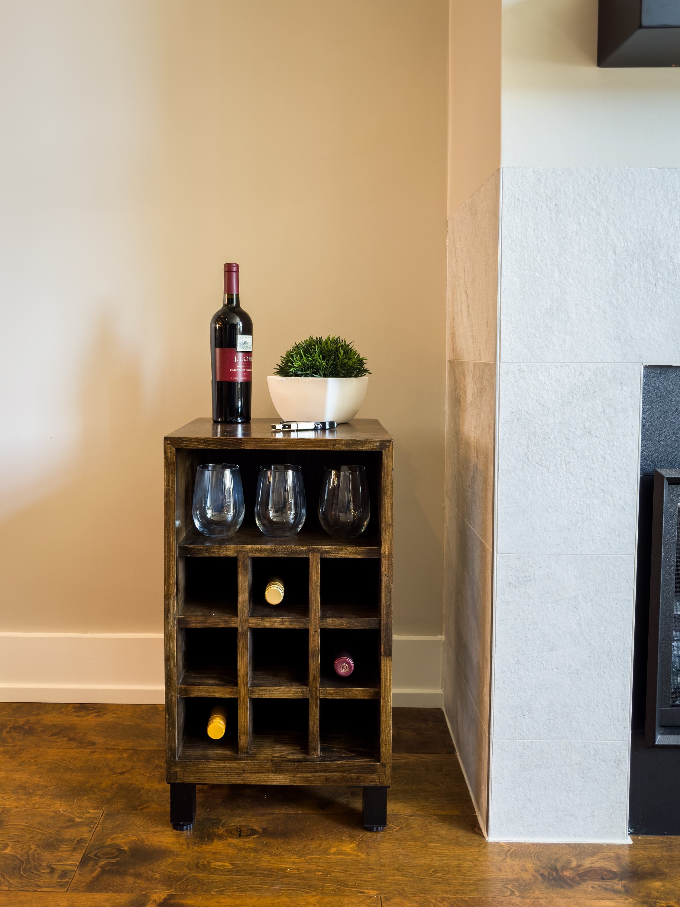 Short wine cabinet hotsell