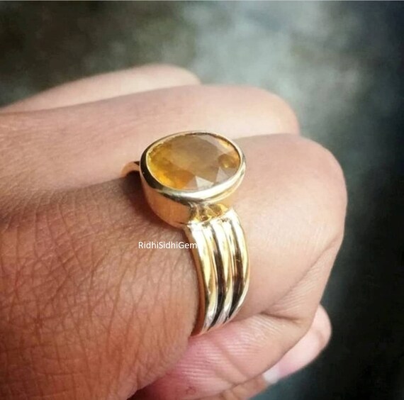 Gold ring with pukhraj stone sale