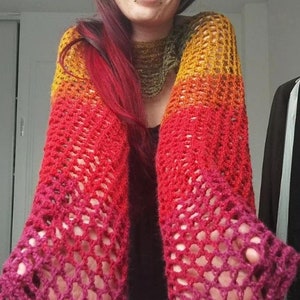 Boléro multicolore fait main au crochet Dégradé de couleurs Haussement d'épaules Cache épaules Artisanat image 1