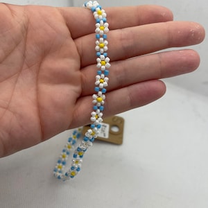 Daisy Chain Beaded Necklace