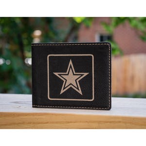 Benutzerdefinierte schwarze Lederbrieftasche, schwarze Kunstlederbrieftasche, maßgeschneiderte Brieftasche, Geschenk für Papa, militärischer Stil Geschenk, personalisierte Lederbrieftasche