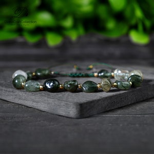 Moss Agate Crystal Bracelet, Natural Moss Agate Stone Root Heart Chakra Healing Yoga Bracelet, Spiritual Protection Dainty Bracelet Gift