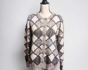 Vintage - Concepts by Caren - White & Earth Toned Diamond Pattern Cardigan