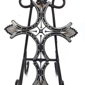 Horseshoe Small Cross