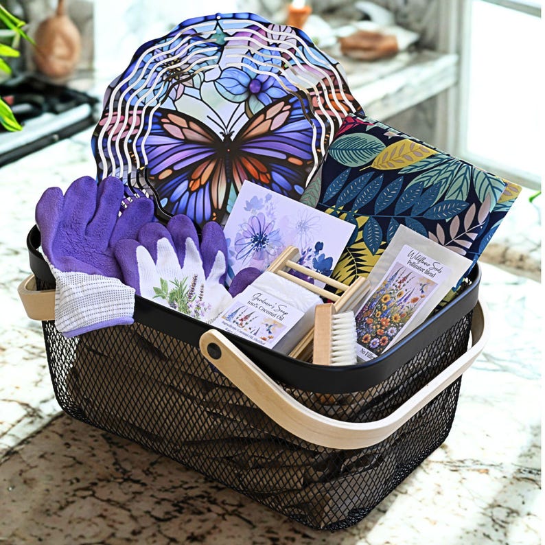 Garden Lover Gift Box Her Gardening Enthusiast Present Large Harvest Basket Bamboo Metal Mesh Construction Outdoor Container Storage Housewarming Gift Ideas Realtor Closing Present Plant Accessories Collection Farmhouse Style Decor Natural