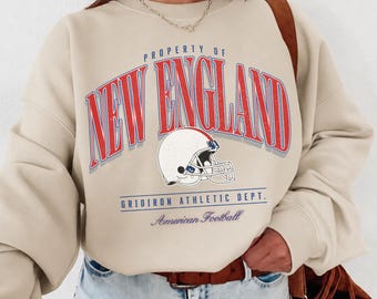 Throwback New England Football Crewneck Sweatshirt, Retro Boston T-Shirt, 90s Style Vintage
