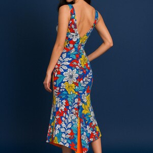 halter knit dress Elissa Red Knit Hibiscus Print Halter Mini Dress - US 8 main image 0