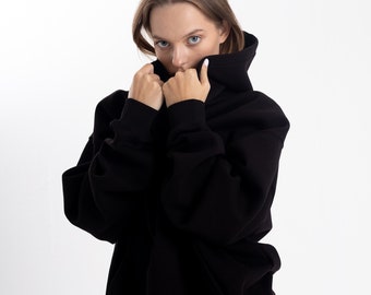 Black Daily Hoodie, Versatile Sportswear Basic, Kangaroo Pocket Elegance, Oversize Unisex Sweatshirt, Essential Comfort Streetwear