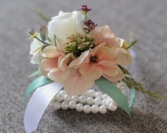 Soft Pink,wrist corsage,wedding,prom,occasion,pearl,artificial flowers,bracelet,bridesmaid,green,white,peach,nature,gift,bride,present,hen