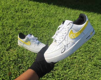 AirForce 1 Low “Miracle”