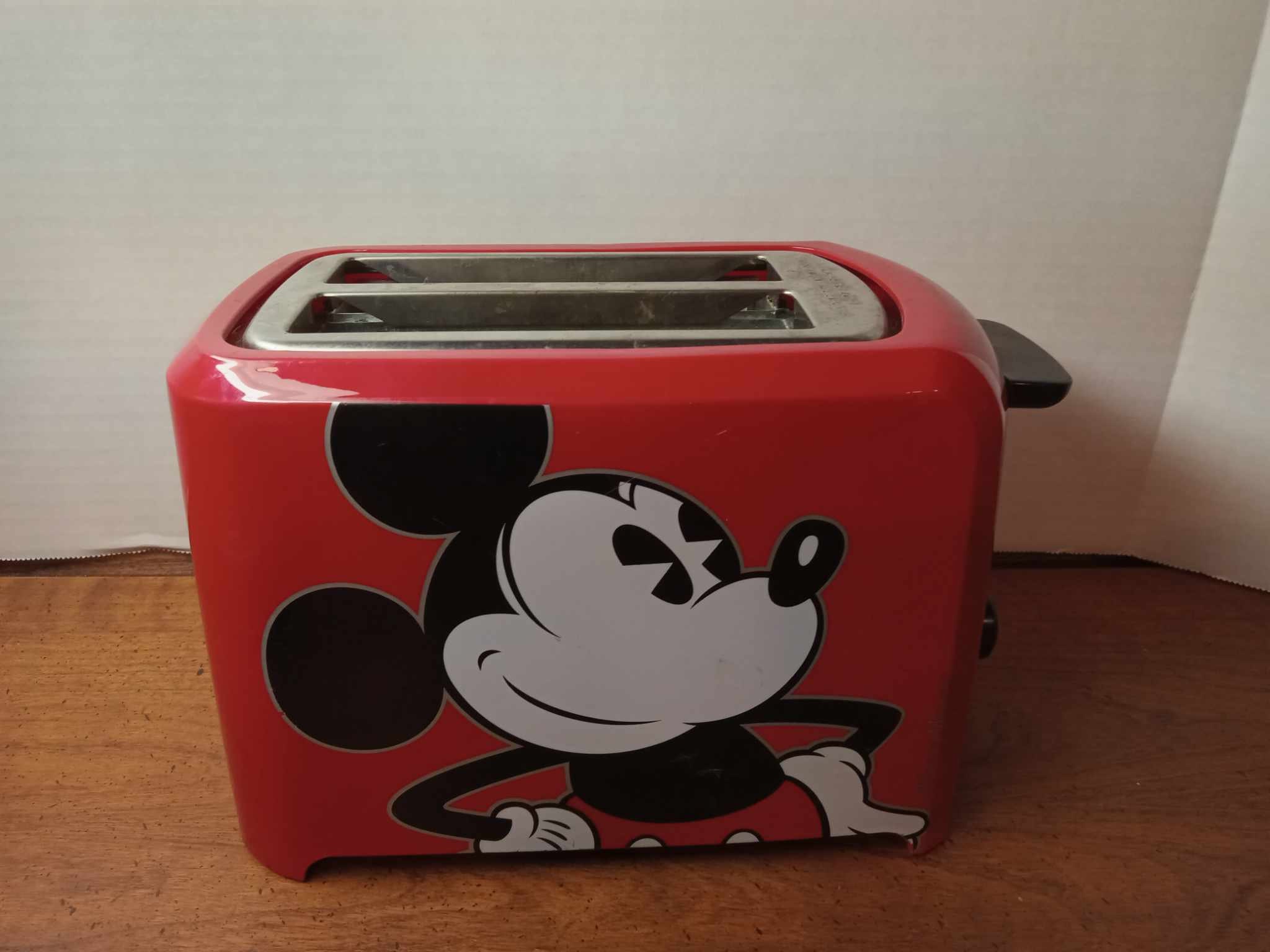 Gaufrier Mickey Mouse, excellent état, neuf, mesure 11 po. L, 7,5