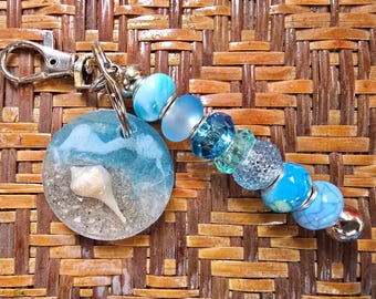 Llavero de arena y concha de playa de Florida: accesorio costero hecho a mano