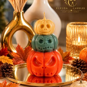 Halloween-Kürbiskerze, gruselige Kürbiskerze aus Sojawachs, Herbstdeko, Gothic-Halloween-Deko, handgefertigtes Herbstgeschenk Bild 5