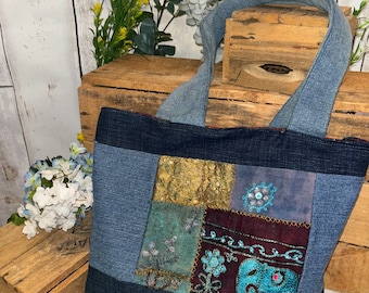 Denim draagtas/boodschappentas/geborduurd patchwork/upcycled denim