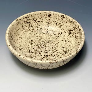 Handmade 1.5 Cup Ceramic Bowl, Artisan Pottery, Ideal for Cereal or Soup