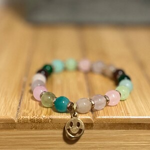 Smiley face beaded stretch bracelet