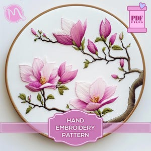 Modello di ricamo a mano con fiori di magnolia - Design elegante e senza tempo. Modello di ricamo a punto raso. Modello digitale in PDF. Fai da te.