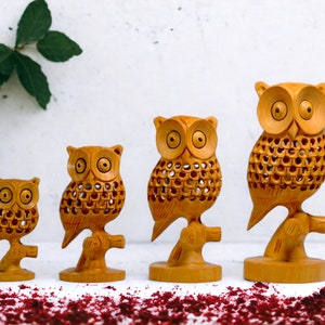 Unique Handmade Wooden Owl Statue Set of 4 | Beautiful Woodland Owl Family | Perfect Gift for Her/Him or Newborn | Charming Home Decor