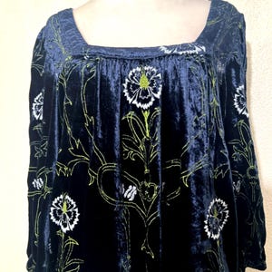 Anthropologie Velvet Blouse Blue Floral Green Puff Sleeves Size Small Boho EUC image 3