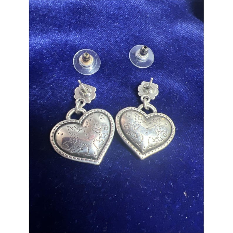 Brighton Coeur D'Alene Etched Puffy Heart Dangle Earrings Silver Plated VTG image 3