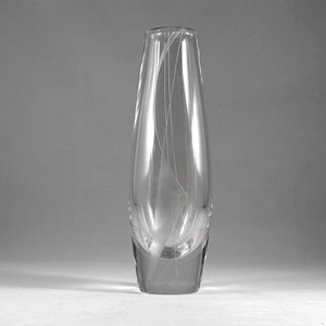 Crystal etched vase by Sven Palmqvist for Orrefors