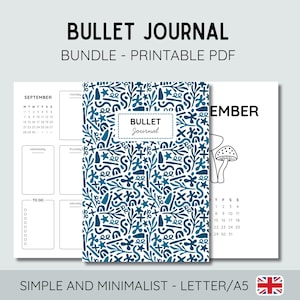 Può includere: Un pacchetto di bullet journal PDF stampabile con una copertina fantasia turchese e bianca. Il diario include calendari mensili, liste di cose da fare e spazio per le note. Il testo "BULLET JOURNAL" è visualizzato in alto.